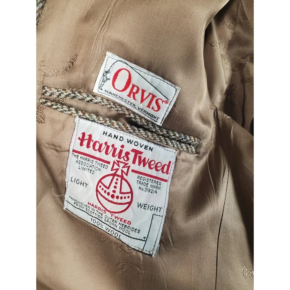 Orvis buttons have